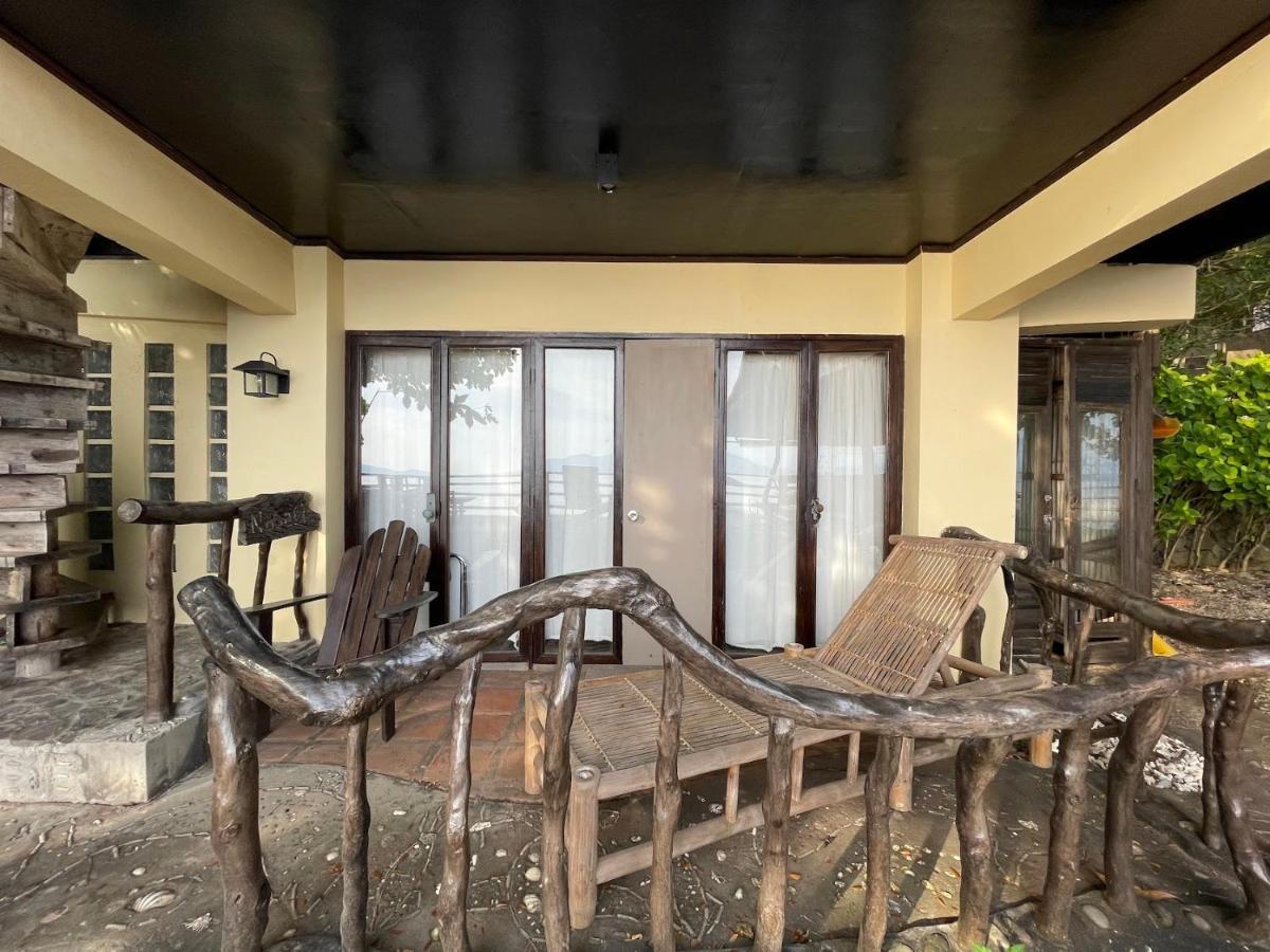 Casita Ysabel Bed & Breakfast Batangas Dış mekan fotoğraf