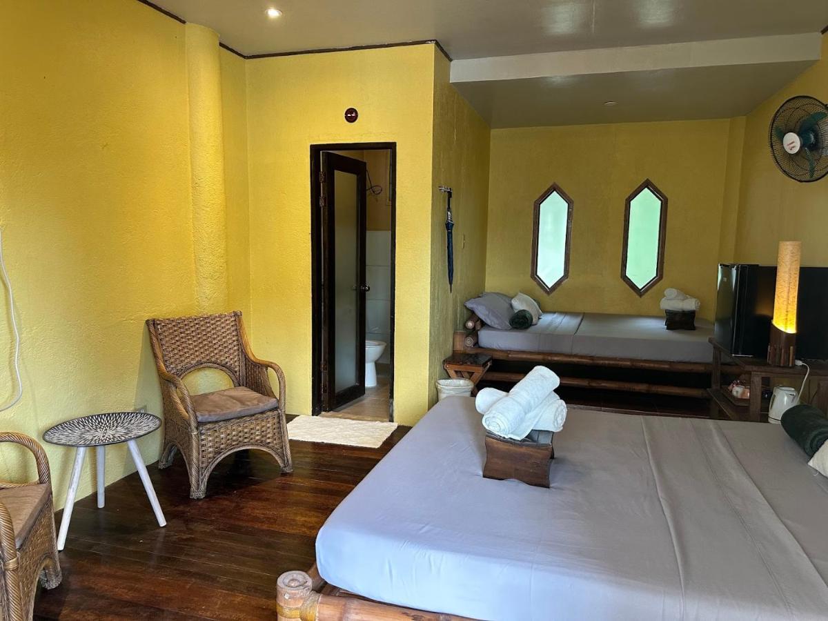 Casita Ysabel Bed & Breakfast Batangas Dış mekan fotoğraf
