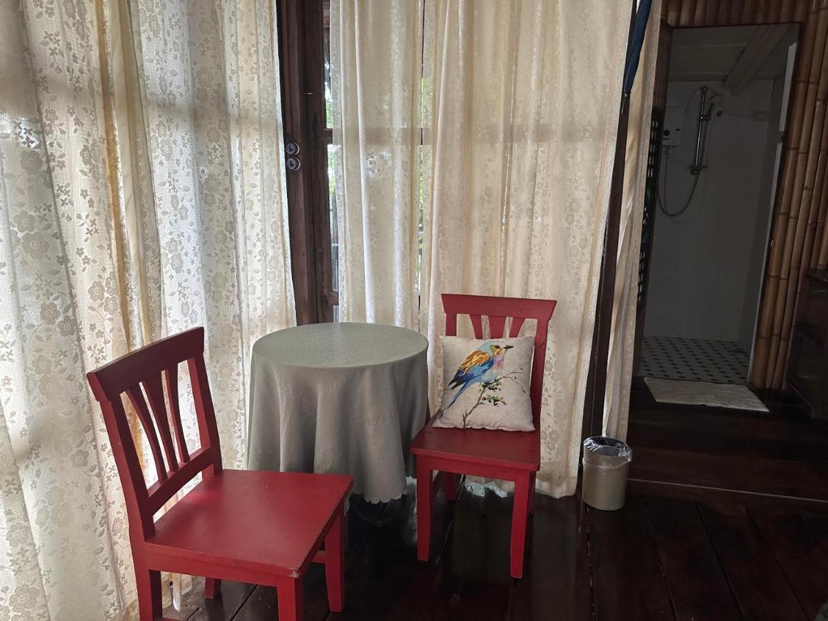 Casita Ysabel Bed & Breakfast Batangas Dış mekan fotoğraf